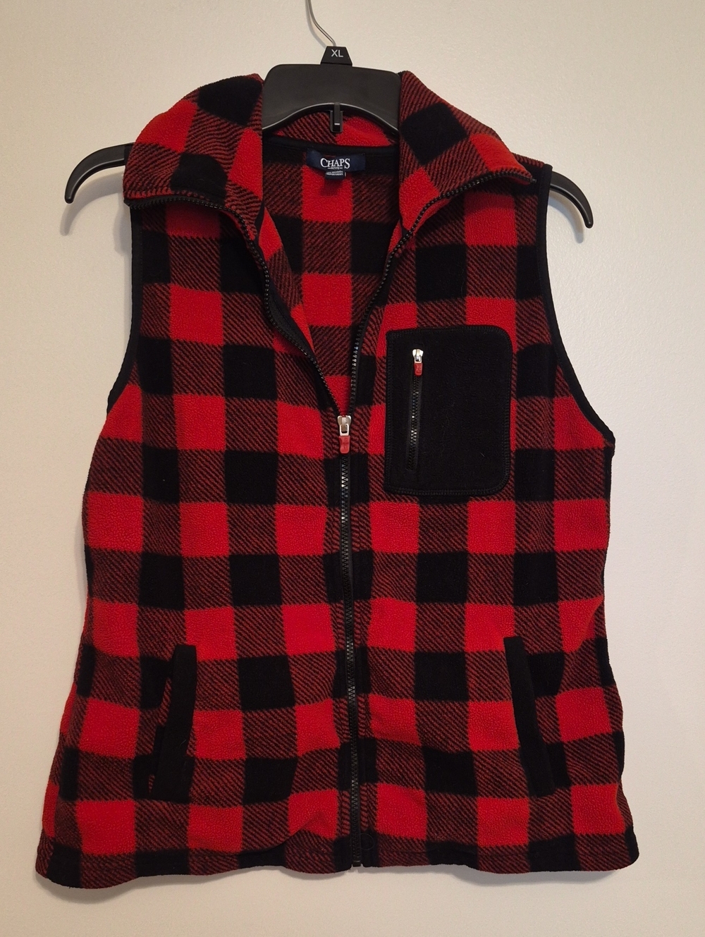 Chaps Red and Black Buffalo Plaid Zippered Fleece Vest Sz L